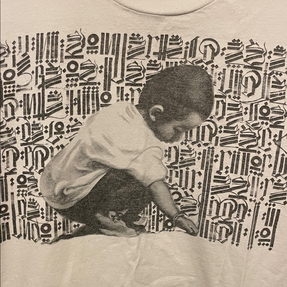 Men’s Retna x El Mac Artists Collab Called Young Scribe Graphic Tee Size XL
